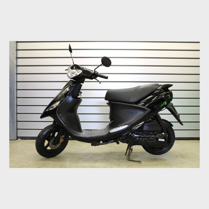 PGO Black Magic 2 takt.  30 km/t brugt 2007