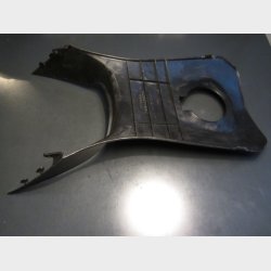 Dkplade over tank PGO G-Max / FUEL TANK COVER,FR.           